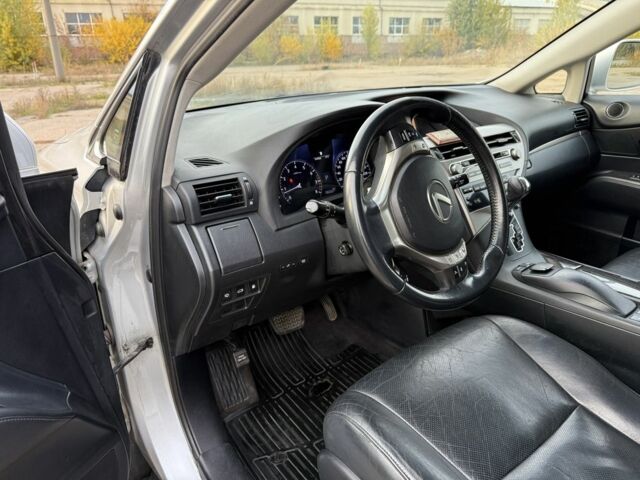 Лексус РХ 2014 в Изюме на Automoto.ua Серый Лексус РХ, объемом двигателя 3.5 л и пробегом 280 тыс. км за 16999 $, фото 10 на Automoto.ua