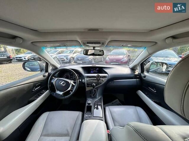 Лексус РХ 2014 в Одессе на Automoto.ua Серый Лексус РХ, объемом двигателя 3.46 л и пробегом 260 тыс. км за 18800 $, фото 35 на Automoto.ua