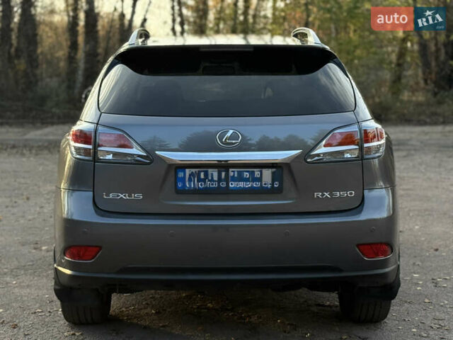 Серый Лексус РХ, объемом двигателя 3.46 л и пробегом 227 тыс. км за 19999 $, фото 6 на Automoto.ua
