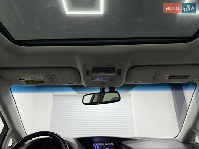 Серый Лексус РХ, объемом двигателя 3.46 л и пробегом 159 тыс. км за 21999 $, фото 10 на Automoto.ua