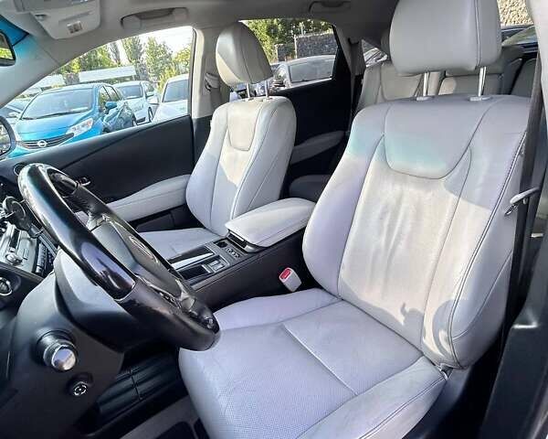 Лексус РХ 2014 в Одессе на Automoto.ua Серый Лексус РХ, объемом двигателя 3.46 л и пробегом 260 тыс. км за 18800 $, фото 17 на Automoto.ua