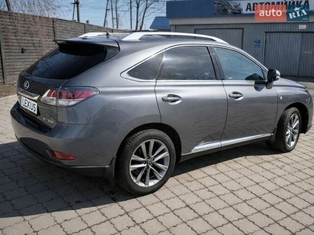 Серый Лексус РХ, объемом двигателя 3.5 л и пробегом 230 тыс. км за 18900 $, фото 2 на Automoto.ua