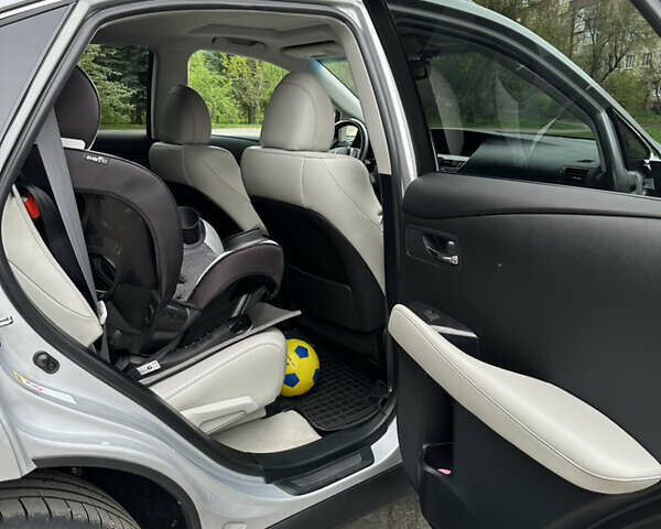 Серый Лексус РХ, объемом двигателя 3.5 л и пробегом 103 тыс. км за 25800 $, фото 15 на Automoto.ua