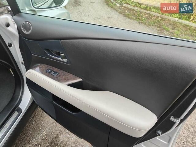 Серый Лексус РХ, объемом двигателя 3.46 л и пробегом 109 тыс. км за 24700 $, фото 25 на Automoto.ua