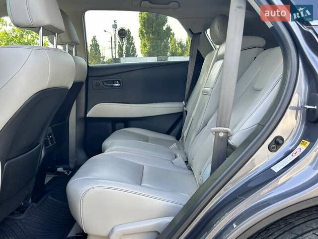 Лексус РХ 2014 в Одессе на Automoto.ua Серый Лексус РХ, объемом двигателя 3.46 л и пробегом 260 тыс. км за 18800 $, фото 31 на Automoto.ua