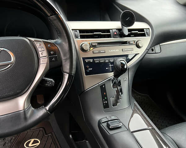 Серый Лексус РХ, объемом двигателя 3.5 л и пробегом 190 тыс. км за 22200 $, фото 6 на Automoto.ua