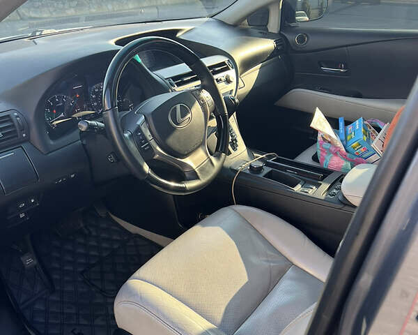 Серый Лексус РХ, объемом двигателя 3.5 л и пробегом 109 тыс. км за 20000 $, фото 15 на Automoto.ua