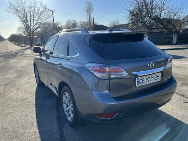 Серый Лексус РХ, объемом двигателя 3.5 л и пробегом 120 тыс. км за 23499 $, фото 2 на Automoto.ua