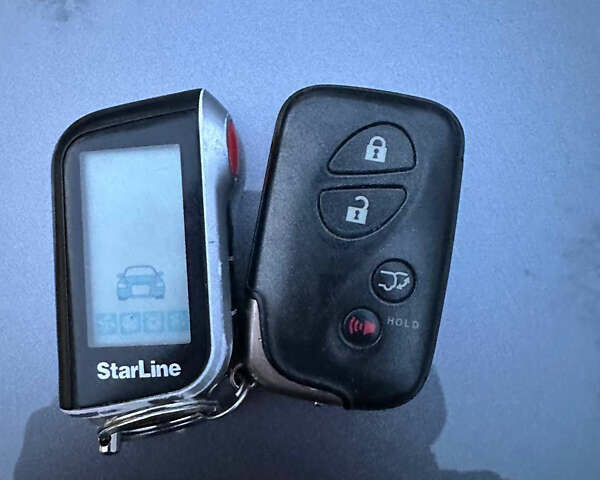 Серый Лексус РХ, объемом двигателя 3.46 л и пробегом 150 тыс. км за 19000 $, фото 19 на Automoto.ua