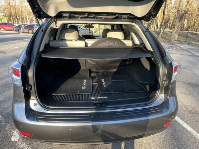 Серый Лексус РХ, объемом двигателя 3.5 л и пробегом 120 тыс. км за 23499 $, фото 11 на Automoto.ua