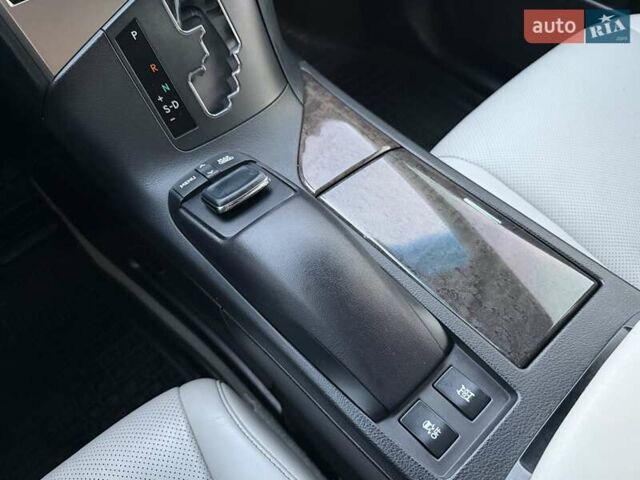 Серый Лексус РХ, объемом двигателя 3.5 л и пробегом 156 тыс. км за 19500 $, фото 24 на Automoto.ua