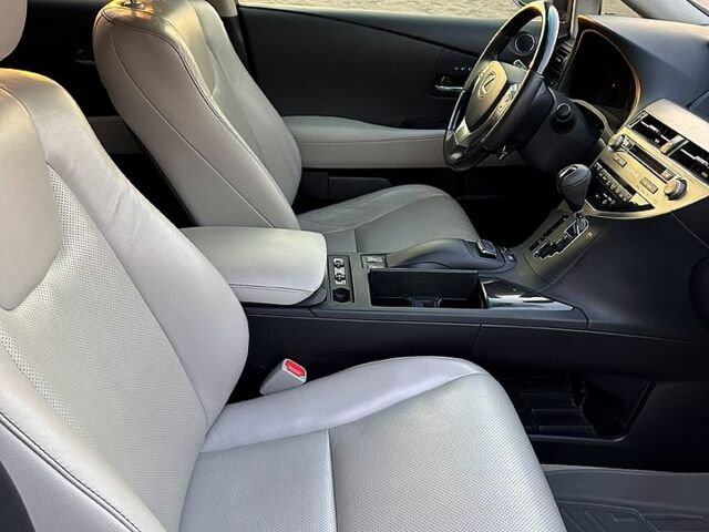 Сірий Лексус РХ, об'ємом двигуна 3.5 л та пробігом 116 тис. км за 22500 $, фото 3 на Automoto.ua