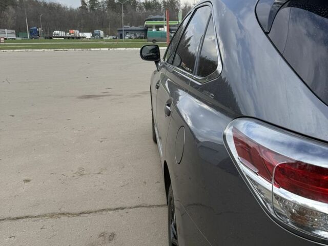 Серый Лексус РХ, объемом двигателя 3.5 л и пробегом 105 тыс. км за 20000 $, фото 5 на Automoto.ua