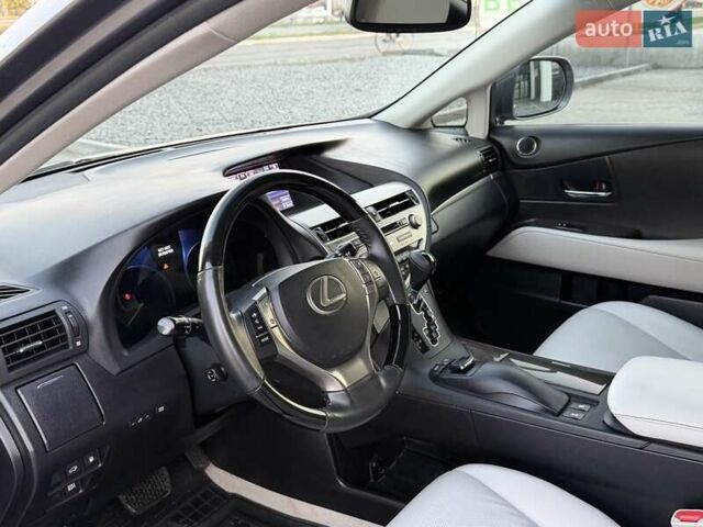Серый Лексус РХ, объемом двигателя 3.5 л и пробегом 156 тыс. км за 19500 $, фото 20 на Automoto.ua