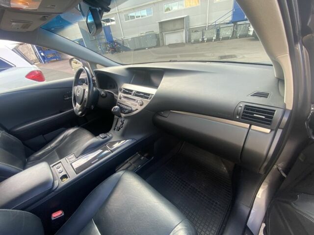 Сірий Лексус РХ, об'ємом двигуна 0 л та пробігом 114 тис. км за 21800 $, фото 16 на Automoto.ua