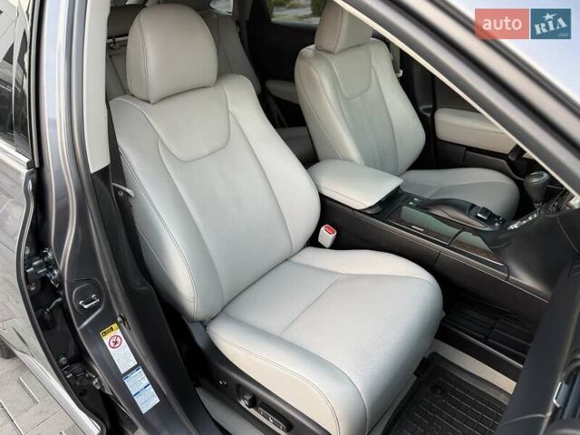 Серый Лексус РХ, объемом двигателя 3.5 л и пробегом 156 тыс. км за 19500 $, фото 14 на Automoto.ua