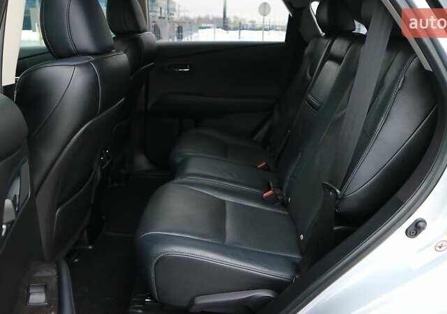 Серый Лексус РХ, объемом двигателя 3.46 л и пробегом 169 тыс. км за 19407 $, фото 12 на Automoto.ua