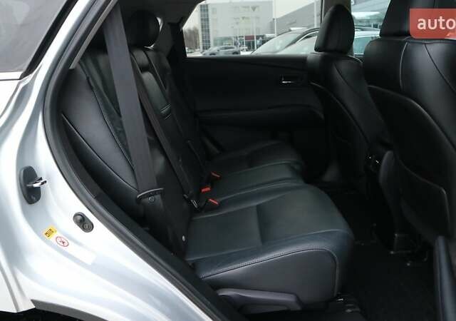 Серый Лексус РХ, объемом двигателя 3.46 л и пробегом 169 тыс. км за 19407 $, фото 6 на Automoto.ua