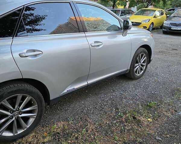 Серый Лексус РХ, объемом двигателя 3.46 л и пробегом 205 тыс. км за 29500 $, фото 1 на Automoto.ua