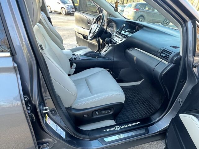 Серый Лексус РХ, объемом двигателя 3.5 л и пробегом 120 тыс. км за 23499 $, фото 15 на Automoto.ua