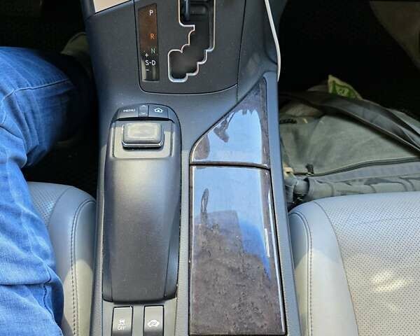 Сірий Лексус РХ, об'ємом двигуна 3.46 л та пробігом 205 тис. км за 29000 $, фото 14 на Automoto.ua