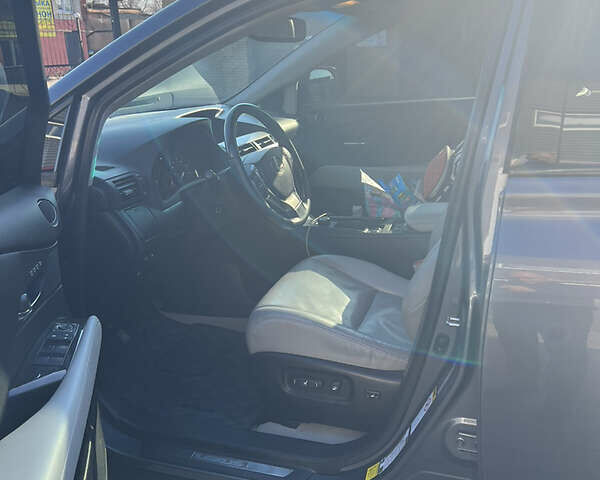 Серый Лексус РХ, объемом двигателя 3.5 л и пробегом 109 тыс. км за 20000 $, фото 17 на Automoto.ua