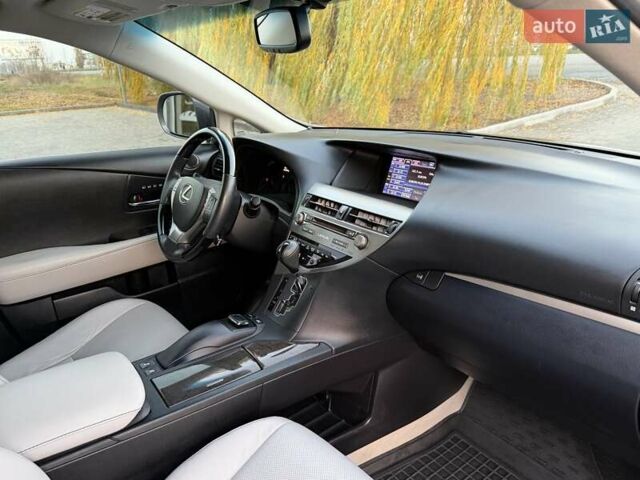 Серый Лексус РХ, объемом двигателя 3.5 л и пробегом 156 тыс. км за 19500 $, фото 16 на Automoto.ua