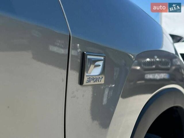 Сірий Лексус РХ, об'ємом двигуна 2 л та пробігом 240 тис. км за 27300 $, фото 13 на Automoto.ua
