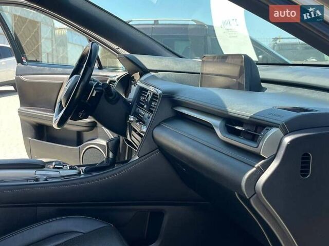 Сірий Лексус РХ, об'ємом двигуна 2 л та пробігом 240 тис. км за 27300 $, фото 30 на Automoto.ua