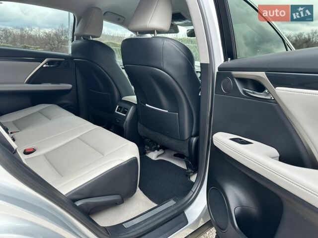 Серый Лексус РХ, объемом двигателя 3.46 л и пробегом 128 тыс. км за 27900 $, фото 22 на Automoto.ua