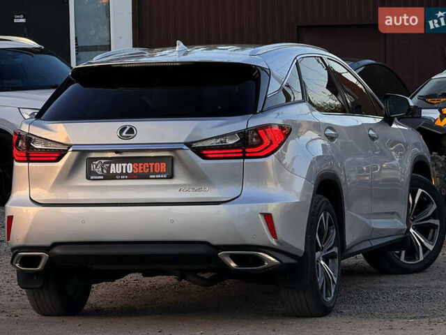 Сірий Лексус РХ, об'ємом двигуна 3.46 л та пробігом 192 тис. км за 28800 $, фото 6 на Automoto.ua