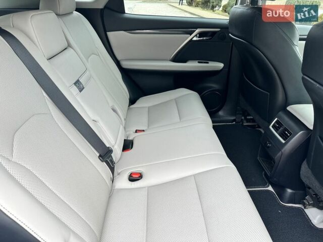 Серый Лексус РХ, объемом двигателя 3.46 л и пробегом 128 тыс. км за 27900 $, фото 21 на Automoto.ua