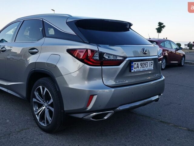 Серый Лексус РХ, объемом двигателя 2 л и пробегом 121 тыс. км за 29500 $, фото 8 на Automoto.ua
