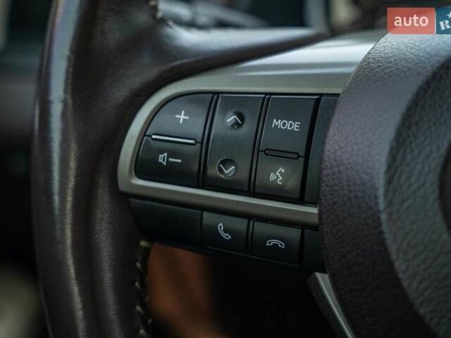 Сірий Лексус РХ, об'ємом двигуна 3.46 л та пробігом 171 тис. км за 31900 $, фото 24 на Automoto.ua