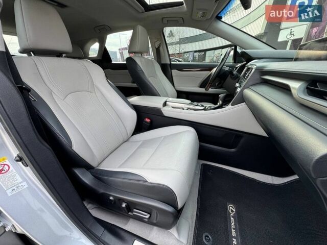 Серый Лексус РХ, объемом двигателя 3.46 л и пробегом 147 тыс. км за 29990 $, фото 10 на Automoto.ua