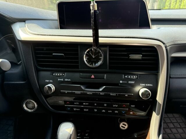 Сірий Лексус РХ, об'ємом двигуна 3.5 л та пробігом 133 тис. км за 31500 $, фото 9 на Automoto.ua