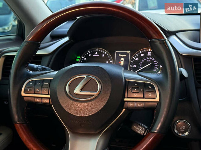 Сірий Лексус РХ, об'ємом двигуна 3.46 л та пробігом 192 тис. км за 28800 $, фото 20 на Automoto.ua
