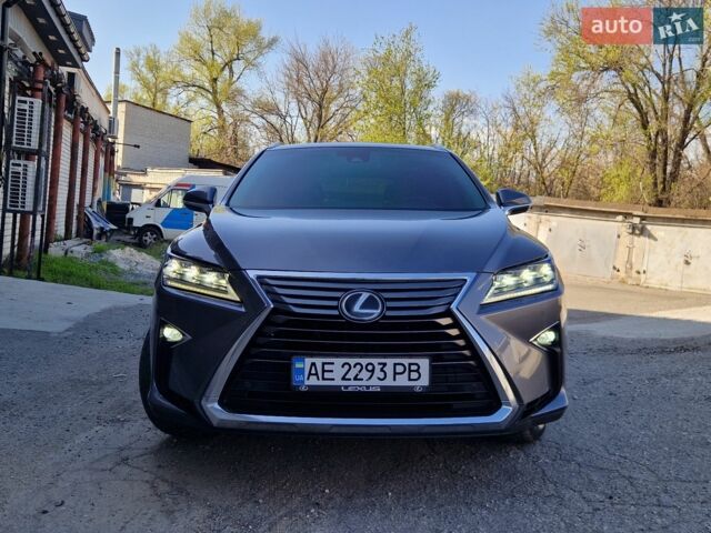 Серый Лексус РХ, объемом двигателя 3.5 л и пробегом 157 тыс. км за 27500 $, фото 1 на Automoto.ua