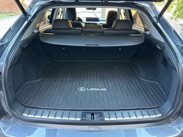 Сірий Лексус РХ, об'ємом двигуна 3.5 л та пробігом 140 тис. км за 29500 $, фото 7 на Automoto.ua