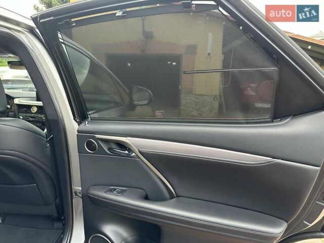 Серый Лексус РХ, объемом двигателя 2 л и пробегом 229 тыс. км за 29900 $, фото 14 на Automoto.ua