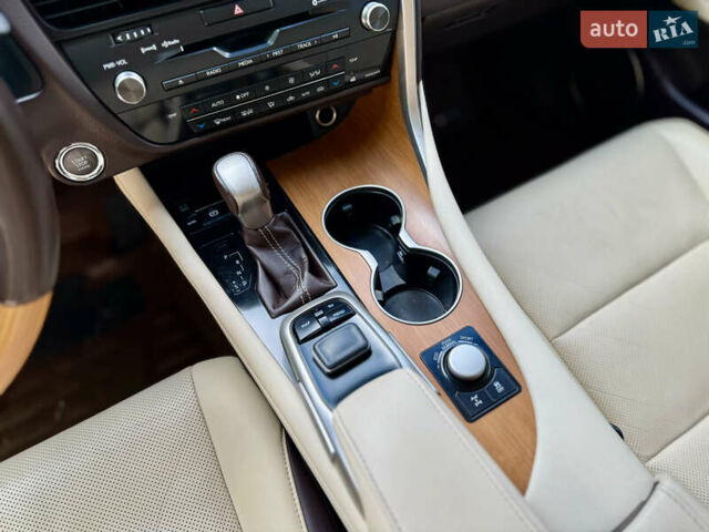 Сірий Лексус РХ, об'ємом двигуна 3.46 л та пробігом 164 тис. км за 29500 $, фото 8 на Automoto.ua