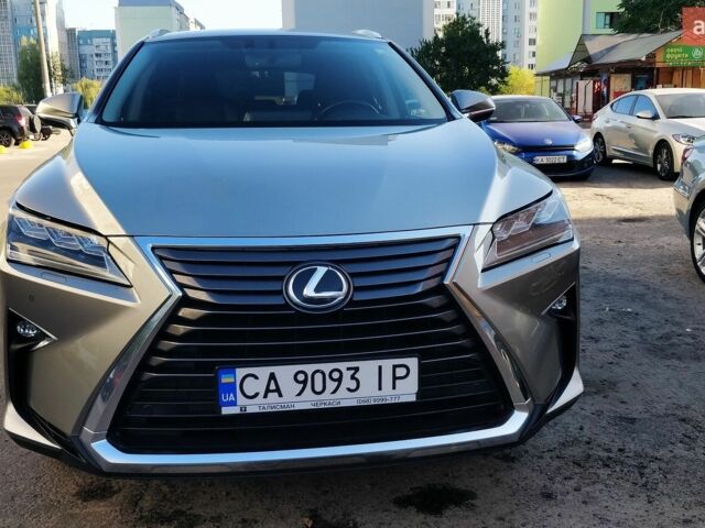 Серый Лексус РХ, объемом двигателя 2 л и пробегом 121 тыс. км за 29500 $, фото 10 на Automoto.ua