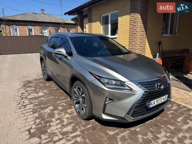 Сірий Лексус РХ, об'ємом двигуна 2 л та пробігом 94 тис. км за 31500 $, фото 1 на Automoto.ua