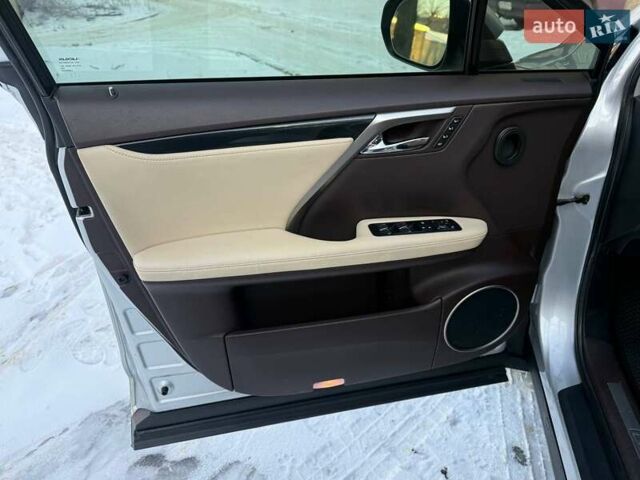 Сірий Лексус РХ, об'ємом двигуна 3.5 л та пробігом 193 тис. км за 24999 $, фото 28 на Automoto.ua