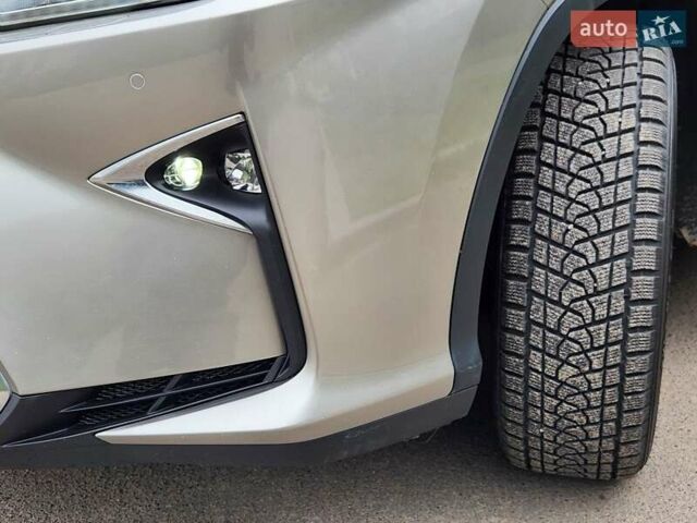 Серый Лексус РХ, объемом двигателя 3.5 л и пробегом 114 тыс. км за 35500 $, фото 15 на Automoto.ua