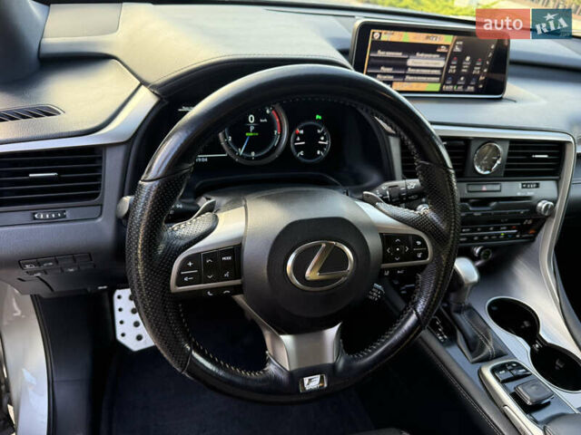 Серый Лексус РХ, объемом двигателя 2 л и пробегом 242 тыс. км за 28900 $, фото 23 на Automoto.ua