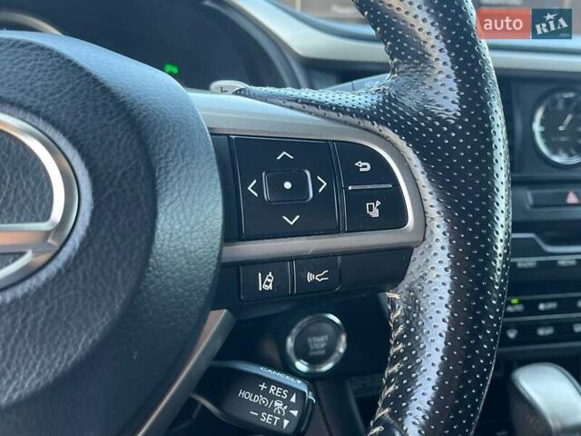 Сірий Лексус РХ, об'ємом двигуна 2 л та пробігом 240 тис. км за 27300 $, фото 15 на Automoto.ua
