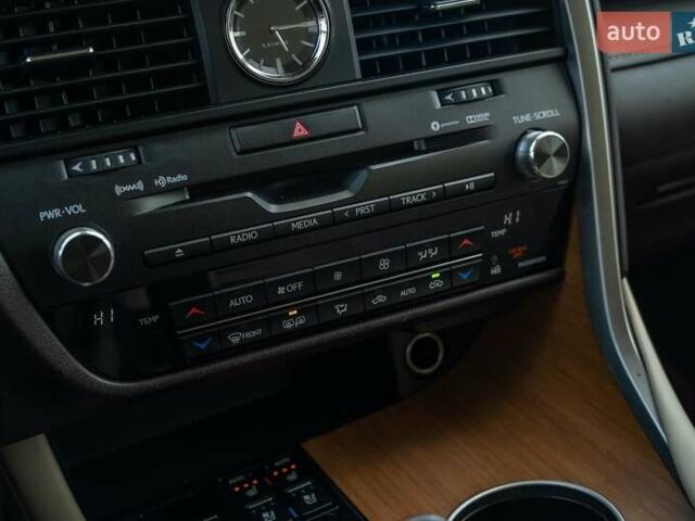 Сірий Лексус РХ, об'ємом двигуна 3.46 л та пробігом 171 тис. км за 31900 $, фото 30 на Automoto.ua