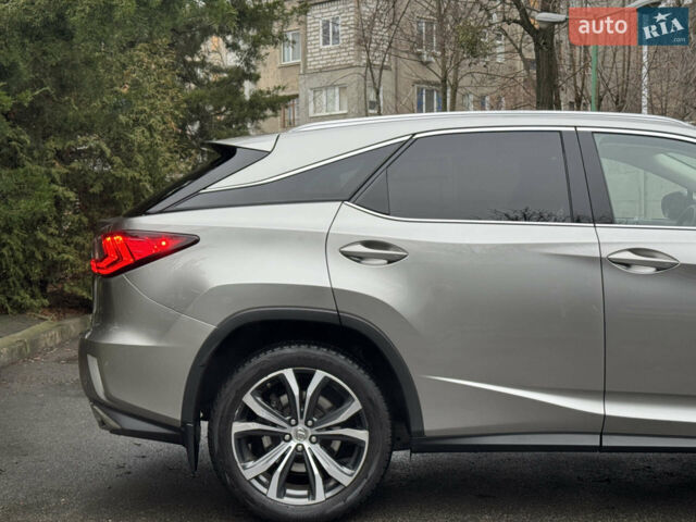 Сірий Лексус РХ, об'ємом двигуна 2 л та пробігом 165 тис. км за 29500 $, фото 2 на Automoto.ua