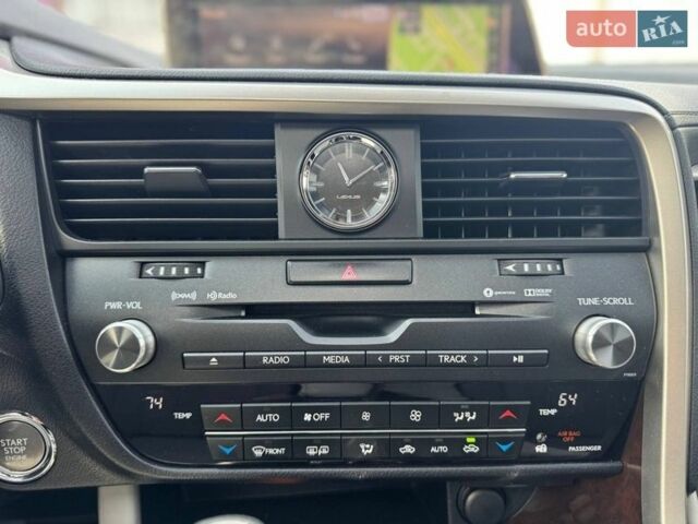 Серый Лексус РХ, объемом двигателя 3.46 л и пробегом 147 тыс. км за 29990 $, фото 16 на Automoto.ua